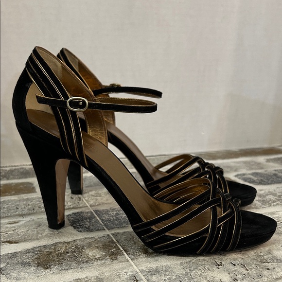 Banana Republic Black Suede Elegant Strappy Heels Gold Trim Size 9.5 - Picture 1 of 8